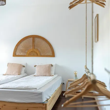 Retreat Center - Which-house Kwatera prywatna *